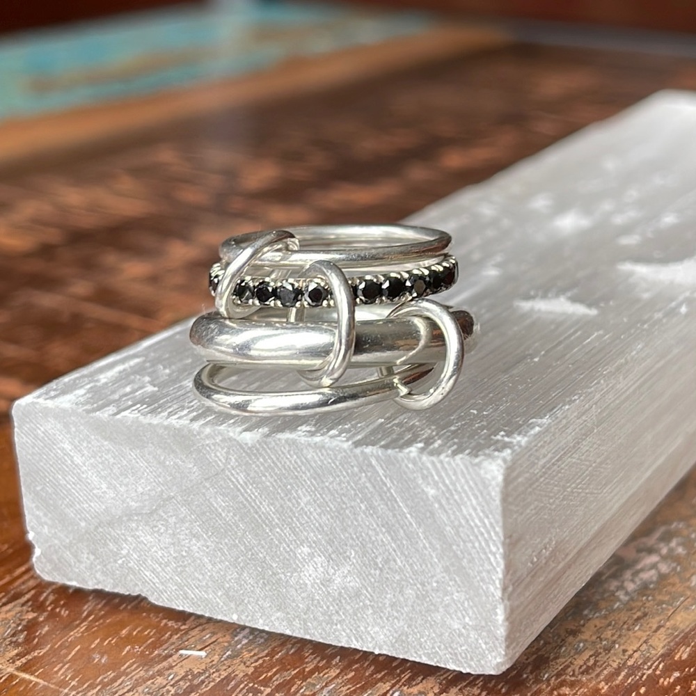 Spinelli Kilcollin Aries ring